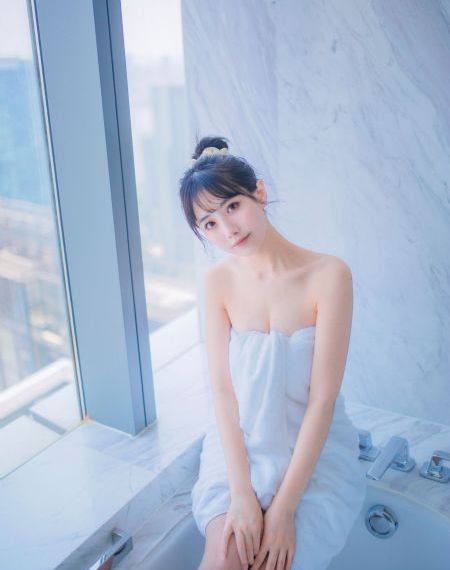 亚洲精品最新自产拍在线观看_BD国语免费播放