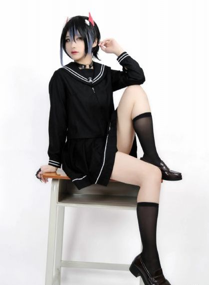 趴厨房撅大屁股熟女_高清在线视频播放