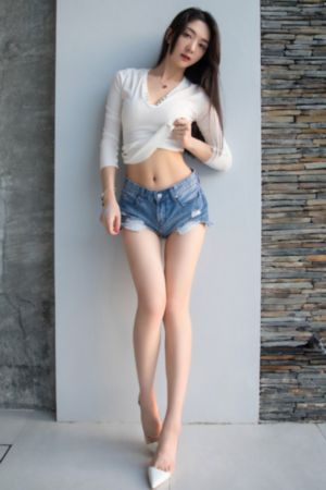 美女全祼照片无遮挡_BD英语HD高清在线观看