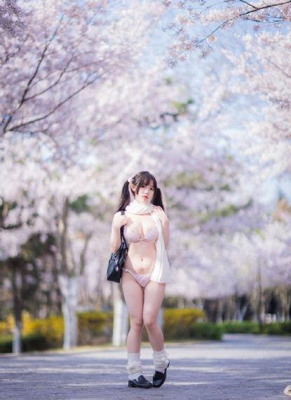 美女少妇一区二区_免费高清日本成人在线