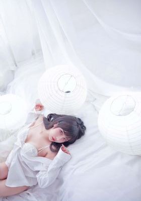 亚洲AV密无夜久久久久久_免费在线观看播放